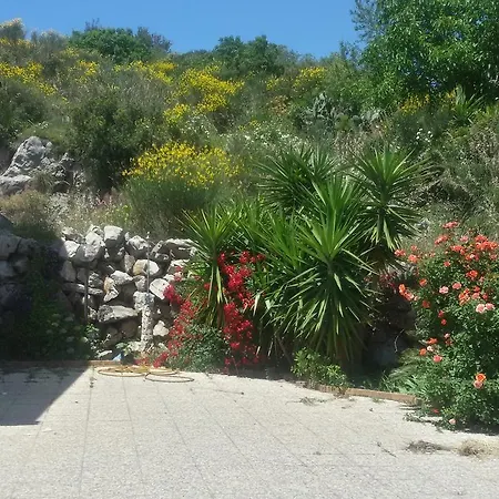 Terramadre Bed and Breakfast 3*
